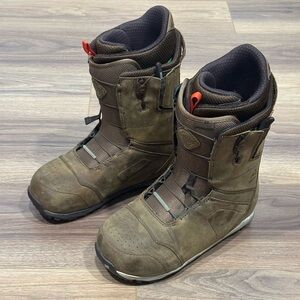 Burton x Red Wing Leather Ion Snowboard Boot in Brown - Men’s 10